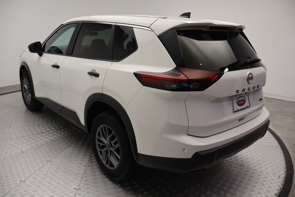 Thumbnail: 2024 Nissan Rogue - 11