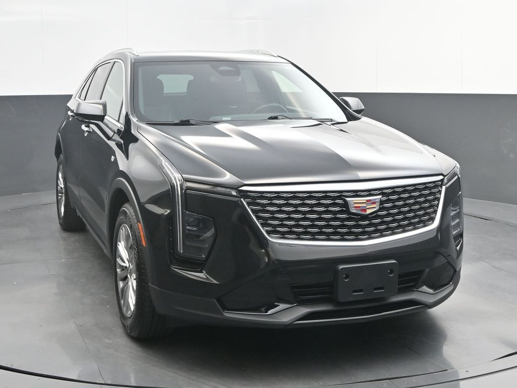 2024 Cadillac XT4 Premium Luxury FWD