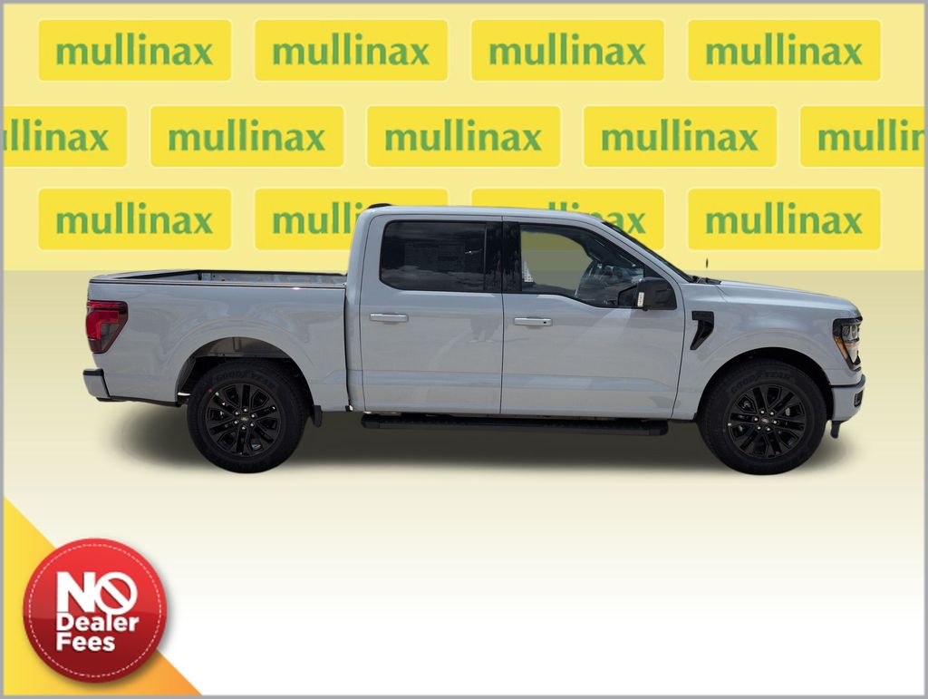 New 2026 White Ford XLT image 2