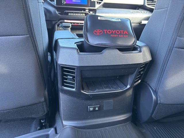 2026 Toyota Tundra SR5 - Photo 18