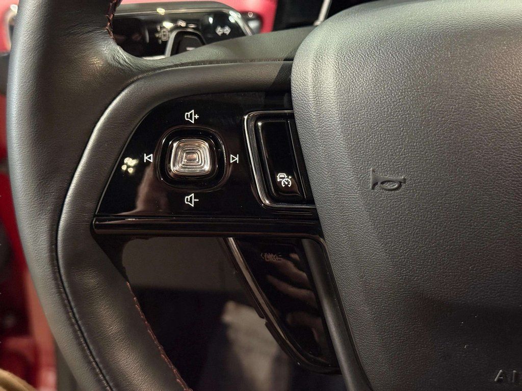 Certified Used 2023 Red Carpet Metallic Tinted Clearcoat Lincoln Reserve image 12