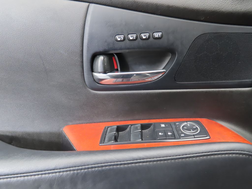 Thumbnail: 2010 Lexus RX - 21