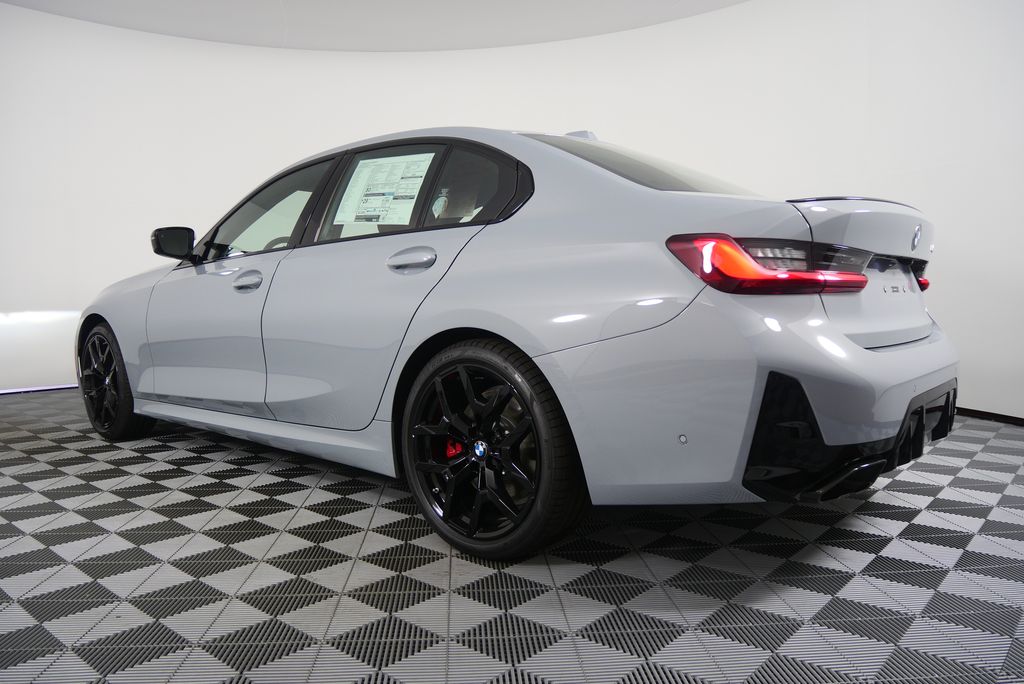 Thumbnail: 2025 BMW 3 Series - 5