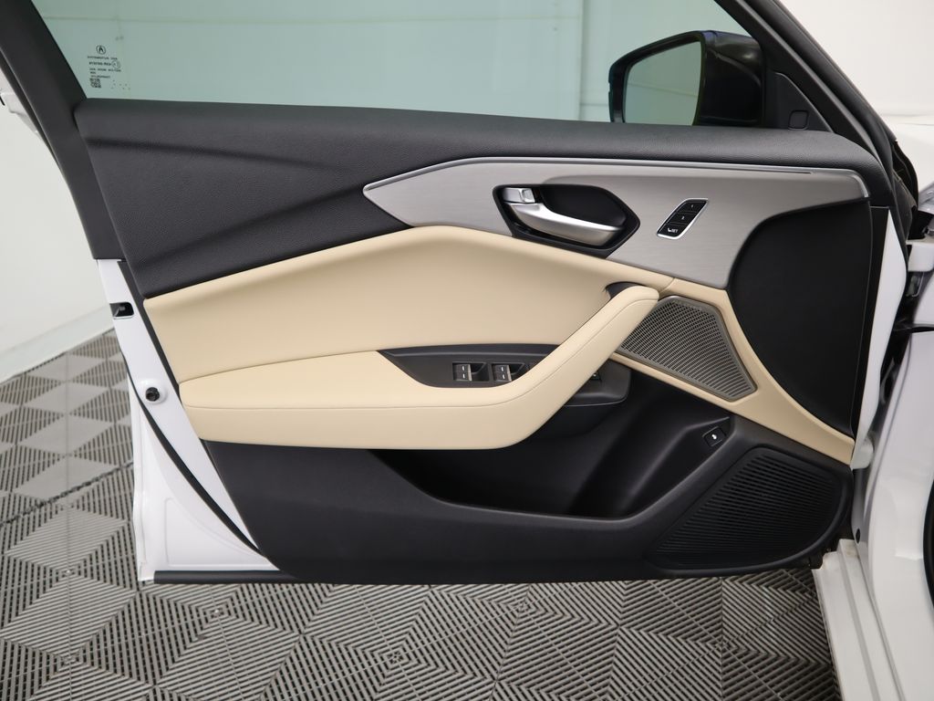 2025 Acura TLX Technology 26