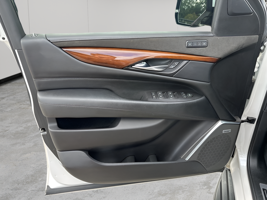 Used Car 2019 Cadillac Escalade Esv  Luxury For Sale Under $30,000 In Austin, Texas