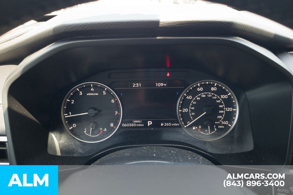 Used 2024 Gray Mitsubishi SE image 14