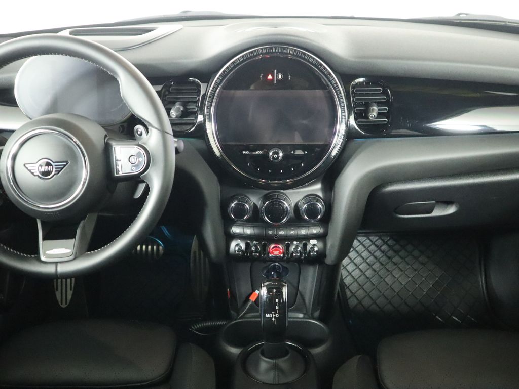 Thumbnail: 2023 MINI Cooper - 15