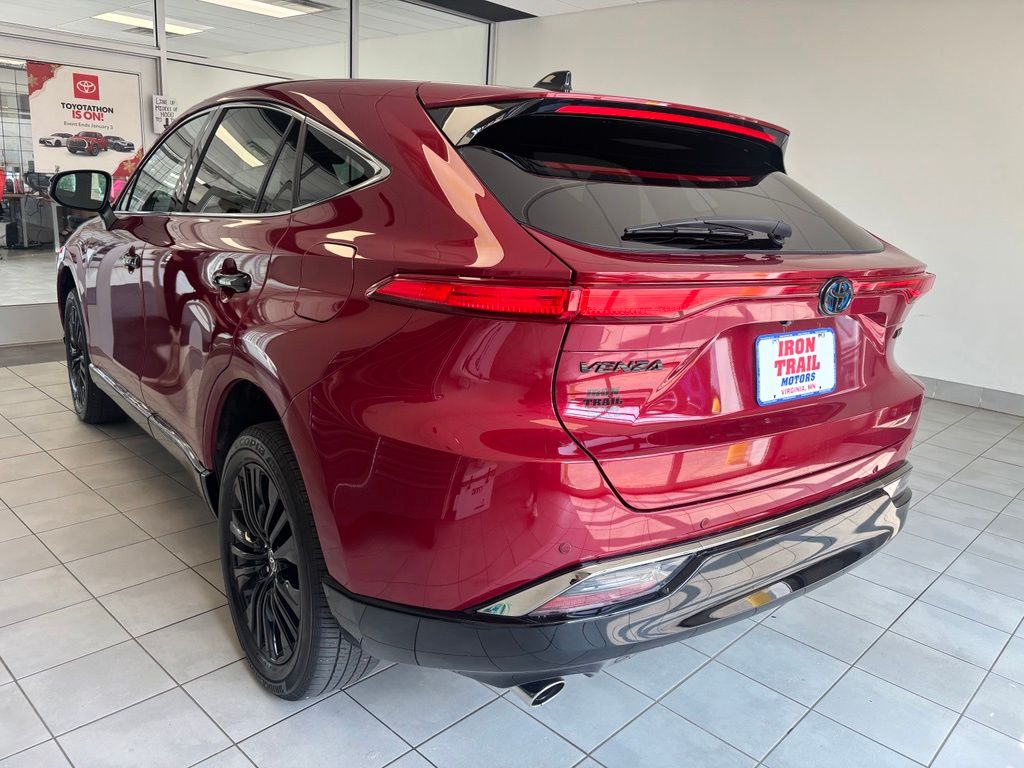 Used 2023 Toyota Venza SUV