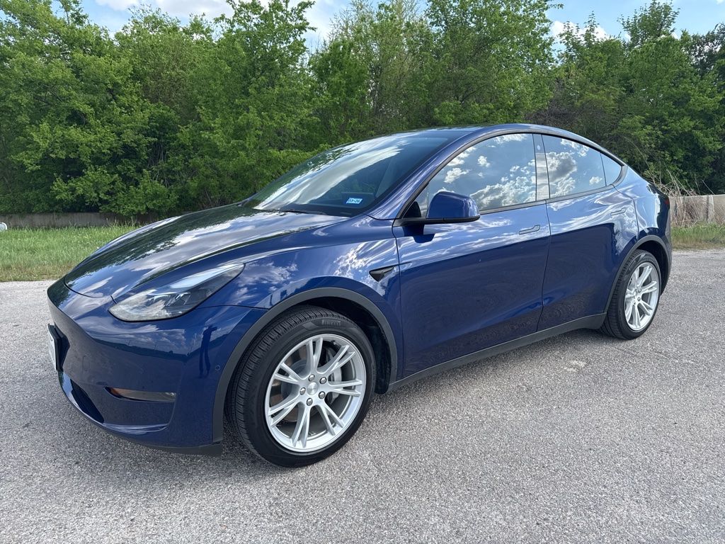 Used Car 2022 Tesla Model Y  Long Range For Sale Under $35,000 In Taylor, Texas