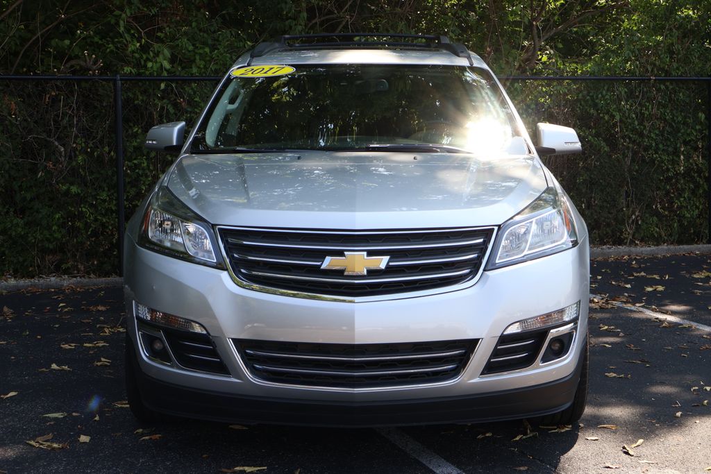 Thumbnail: 2017 Chevrolet Traverse - 2