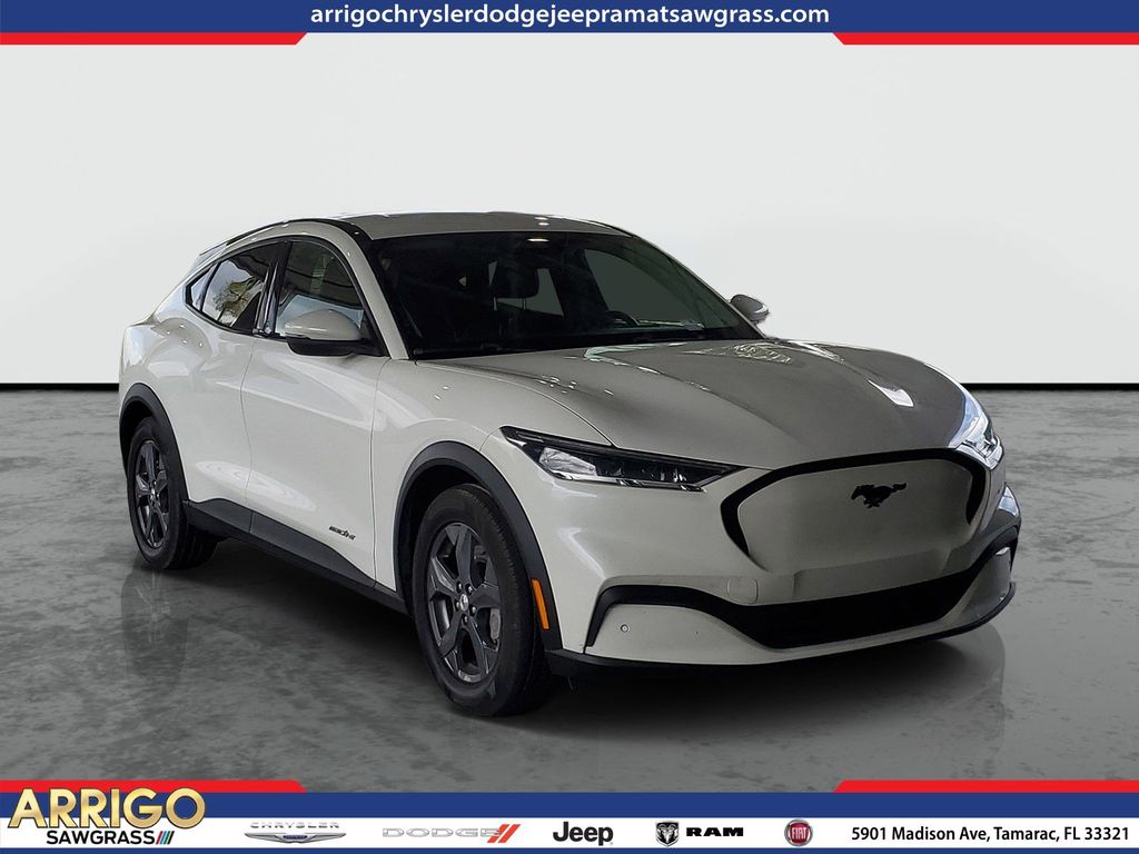 2022 Ford Mustang Mach-E Select