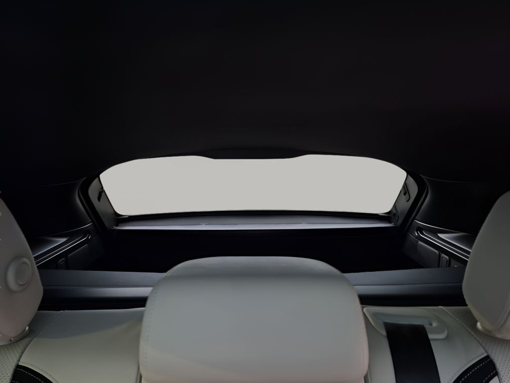 Used 2021  Land Rover P250 R-Dynamic S image 25