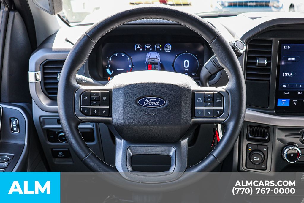 Used 2025 Silver Ford XLT image 31