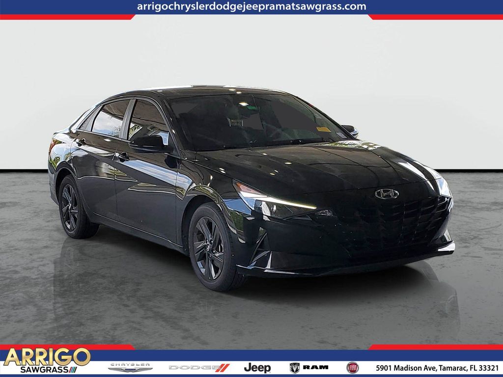 2023 Hyundai Elantra SEL