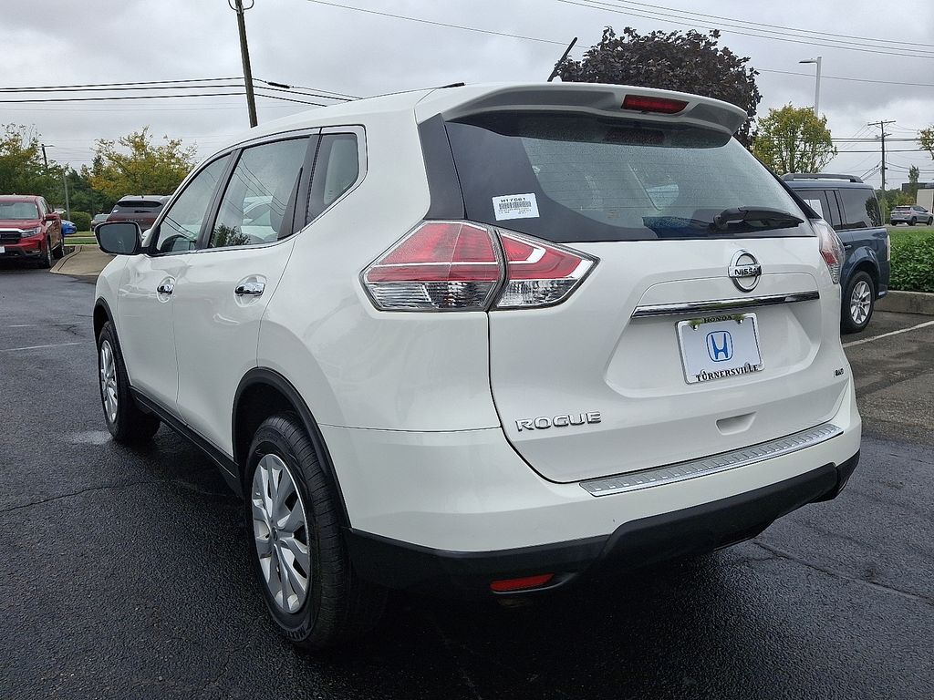 Thumbnail: 2015 Nissan Rogue - 4