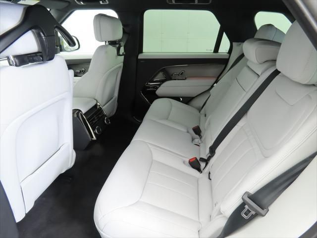 Thumbnail: 2026 Land Rover Range Rover Sport - 23