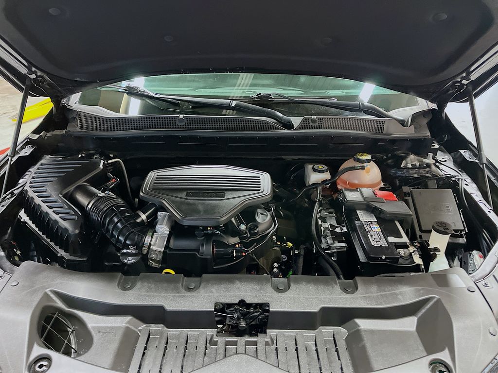 Used 2023 Black Chevrolet RS image 31