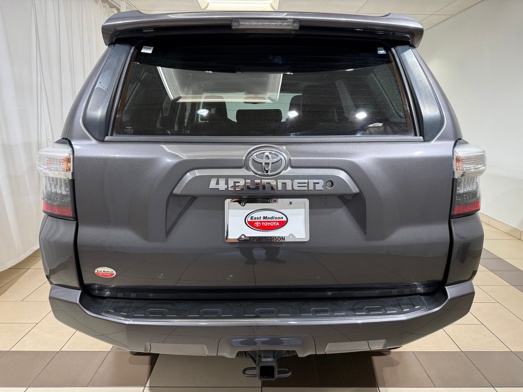 Thumbnail: 2017 Toyota 4Runner - 4