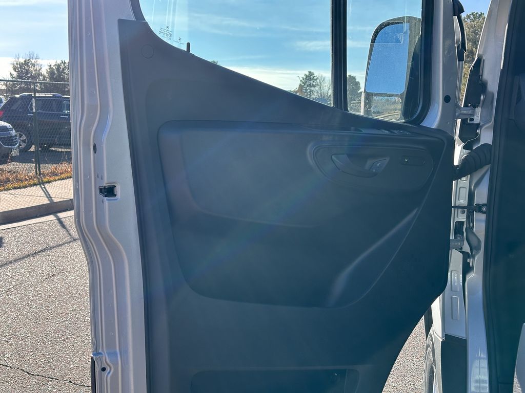 2024 Mercedes-Benz Sprinter 2500 Cargo 144 WB 12