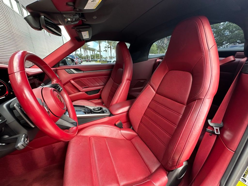 Thumbnail: 2022 Porsche 911 - 5