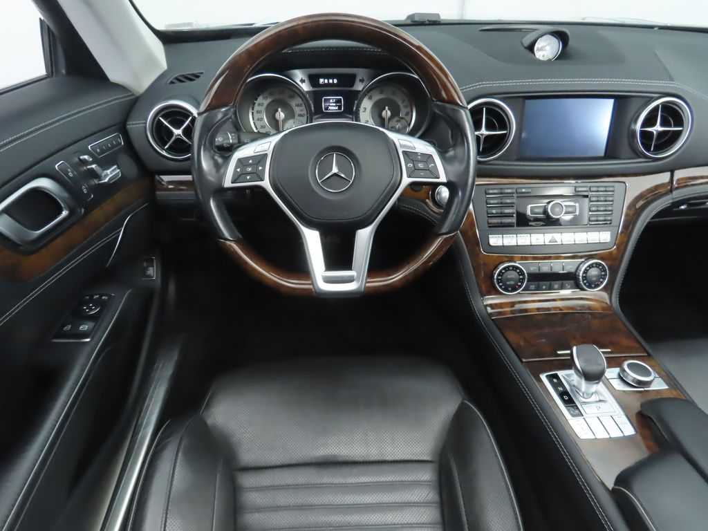 Thumbnail: 2013 Mercedes-Benz SL-Class - 18