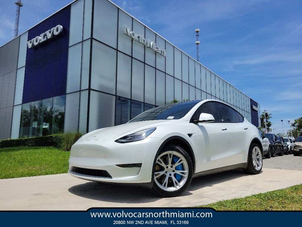 2021 Tesla Model Y Standard Range's photo