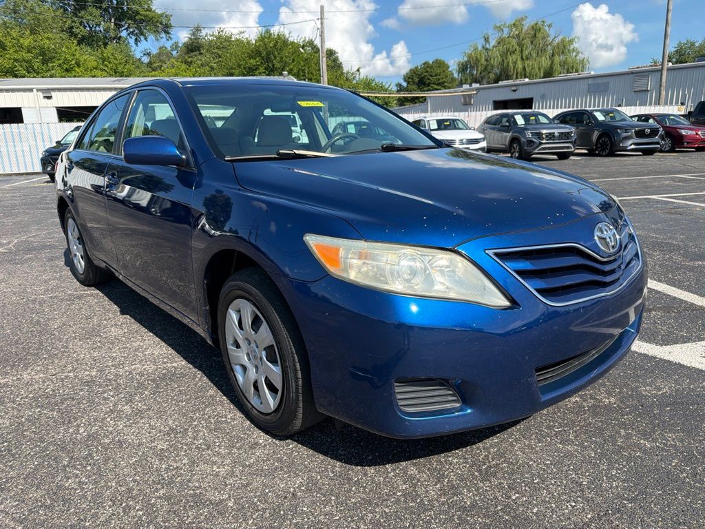 Blue Ribbon Metallic 2011 Toyota Camry Sedan Front-Wheel Drive 6-Speed Automatic Overdrive