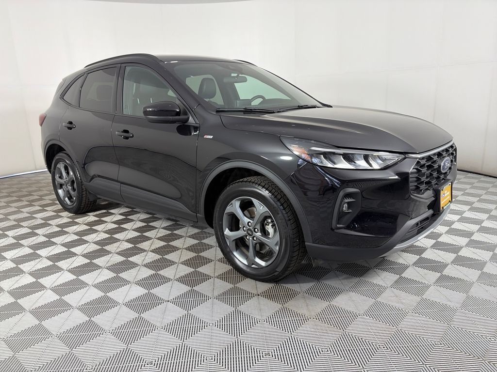 2025 Ford Escape ST-Line Select AWD