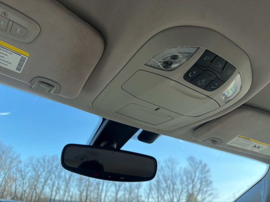 Thumbnail: 2018 Chrysler Pacifica - 13