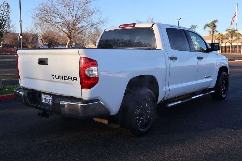 2017 Toyota Tundra SR5 4