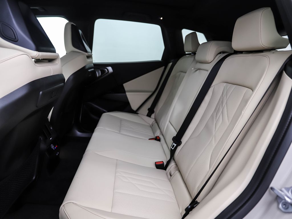 Thumbnail: 2026 BMW X3 - 22