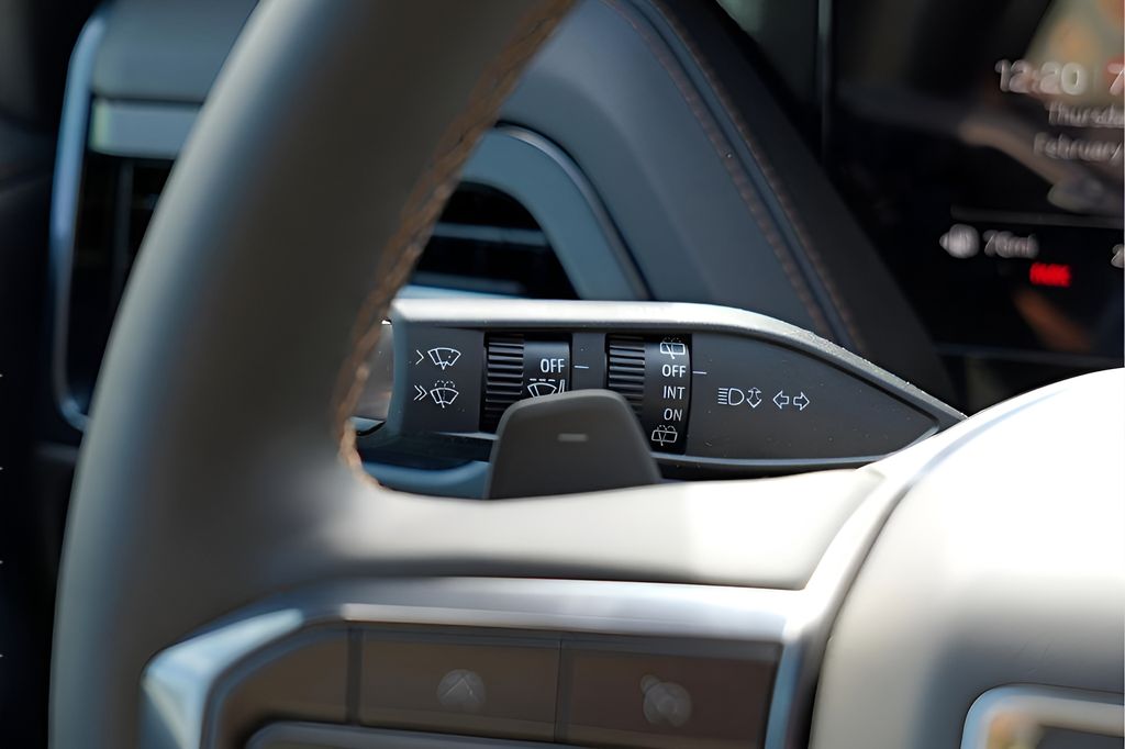 New 2026 Green GMC AT4 image 17