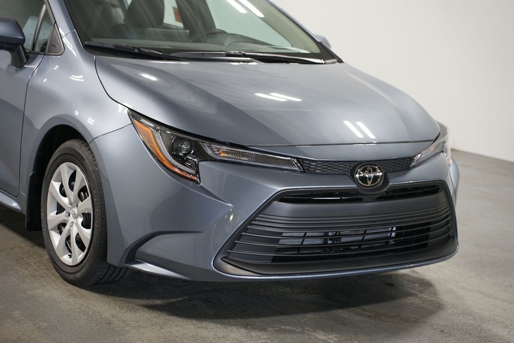 Thumbnail: 2025 Toyota Corolla - 4