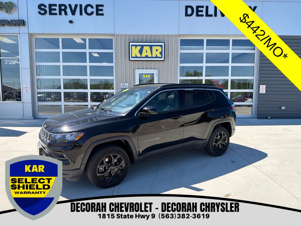 Diamond Black Crystal Pearlcoat 2025 Jeep Compass Latitude 4WD SUV / Crossover Four-Wheel Drive 8-Speed Automatic