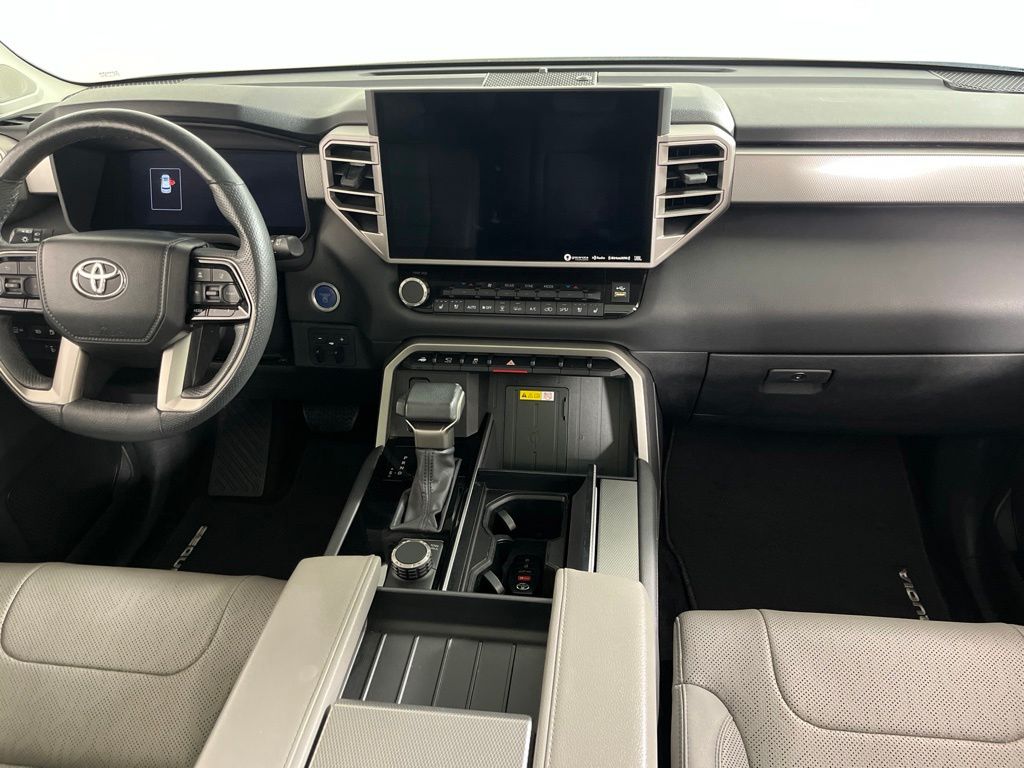 Thumbnail: 2023 Toyota Sequoia - 16