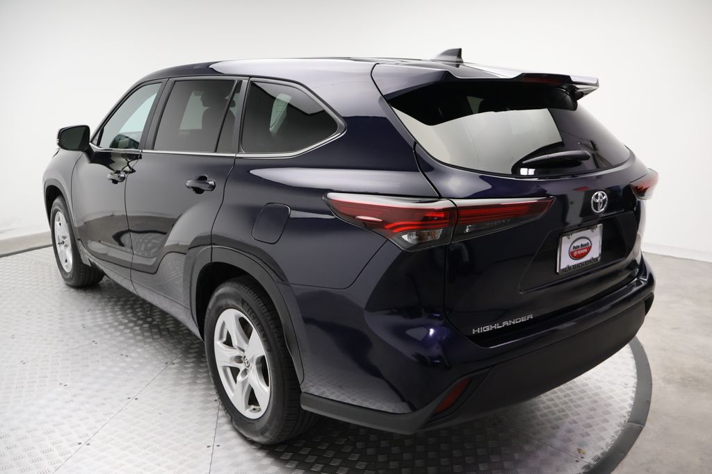 Thumbnail: 2025 Toyota Highlander - 11