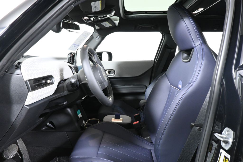 Thumbnail: 2026 MINI Cooper - 3