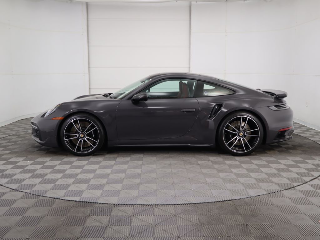 2022 Porsche 911 Turbo 8