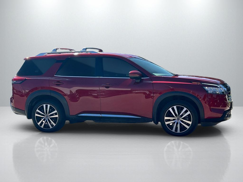 Used 2024 Nissan Pathfinder SUV