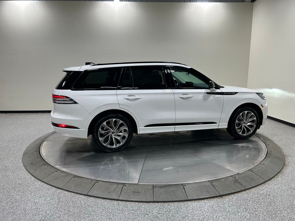 new 2026 Lincoln Aviator car, priced at $68,145