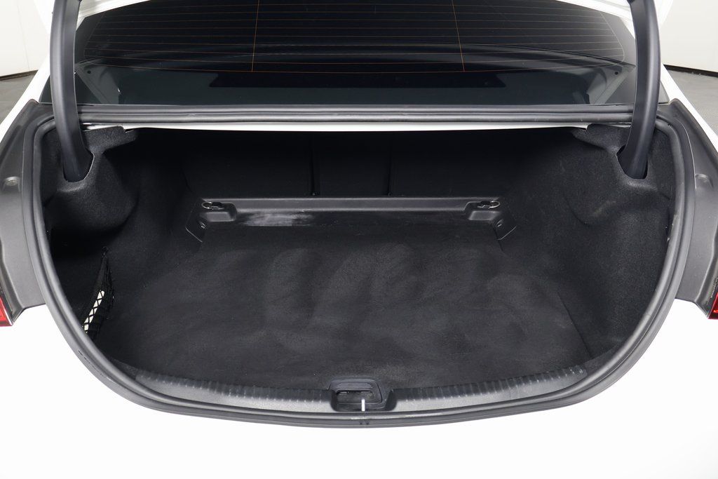 Thumbnail: 2022 Mercedes-Benz C-Class - 14