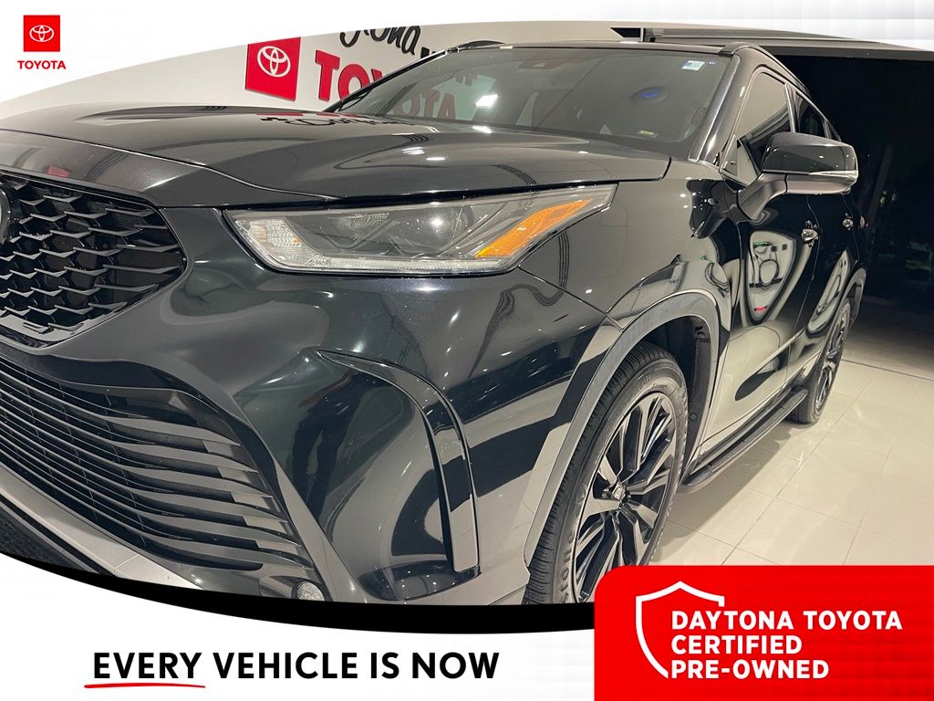 Used 2023 Toyota Highlander SUV