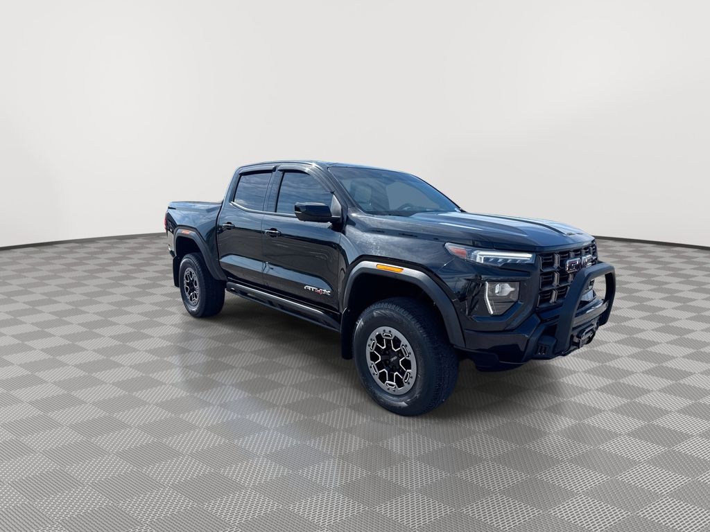 View vehicle photo 2