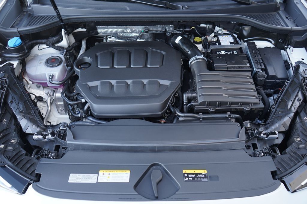 Thumbnail: 2026 Audi Q3 - 12