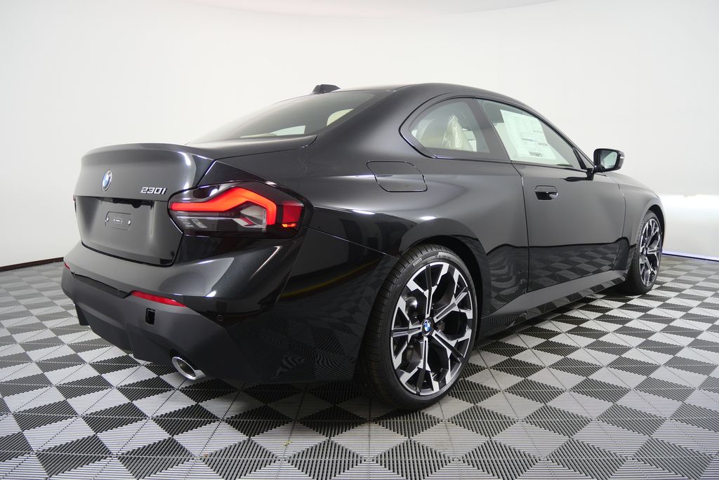 Thumbnail: 2026 BMW 2 Series - 3