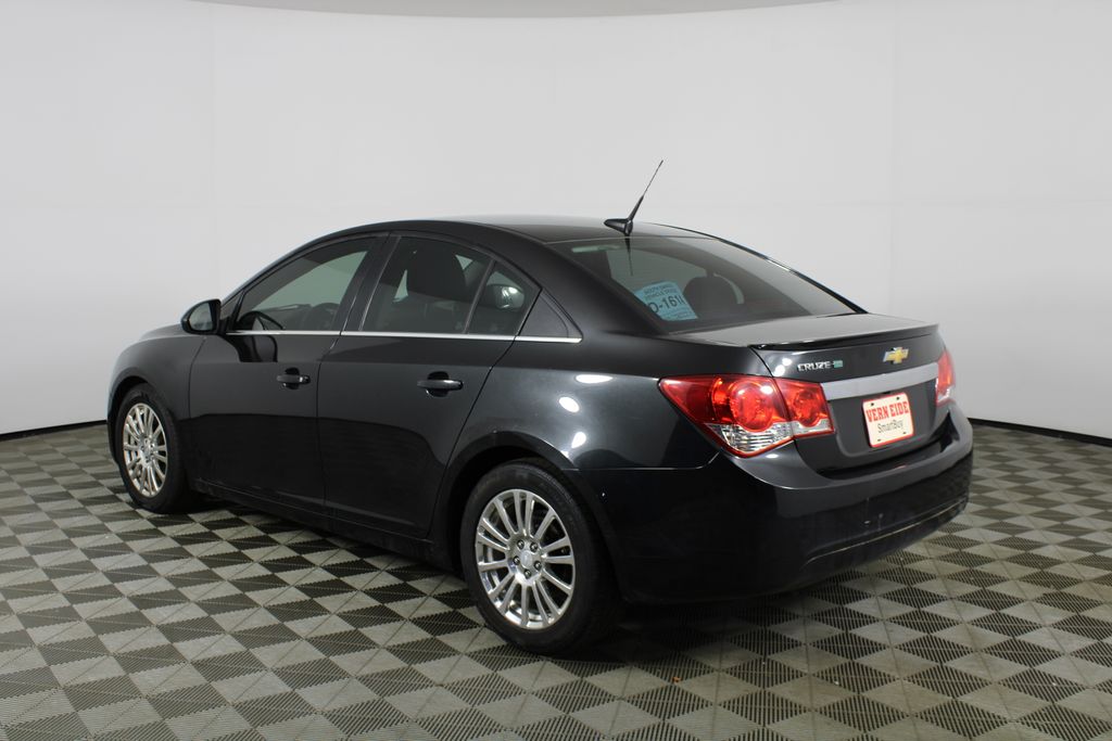 Used 2013 Chevrolet Cruze for sale in 