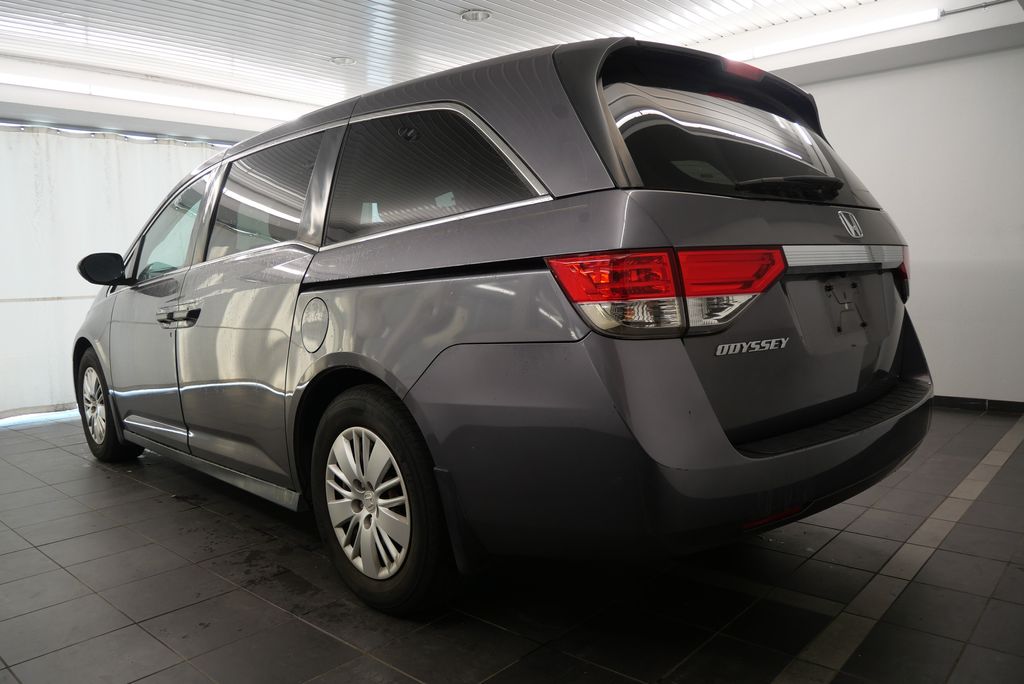 2015 Honda Odyssey LX 5