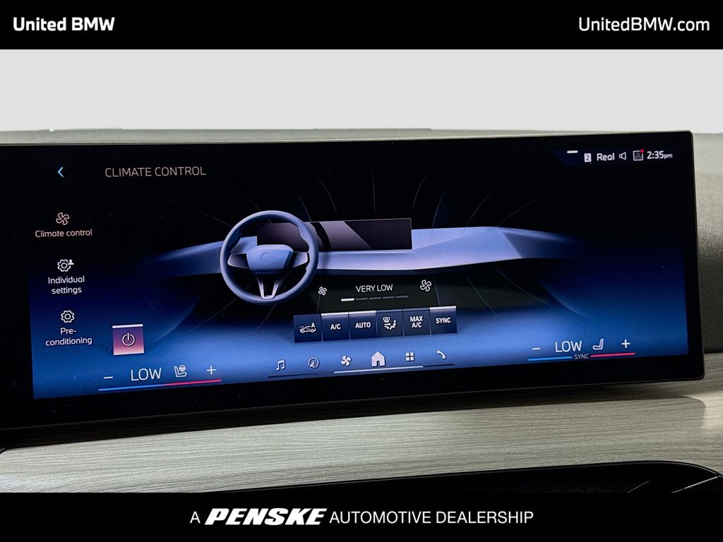 Thumbnail: 2025 BMW 4 Series - 11