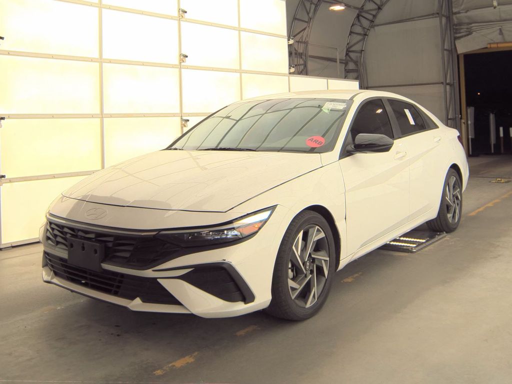 White 2025 Hyundai Elantra Hybrid SEL Sport FWD Sedan Front-Wheel Drive 6-Speed Dual Clutch