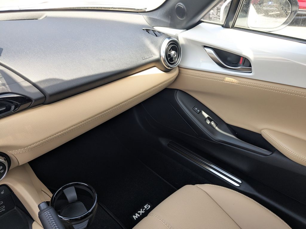 2026 Mazda MX-5 Miata Grand Touring